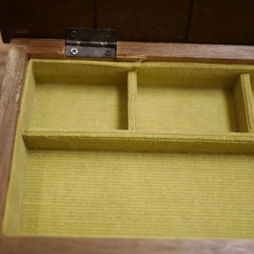 Vintage Solid Wood Jewelry Trinket 420 Pipe Corduroy Lined Box 8